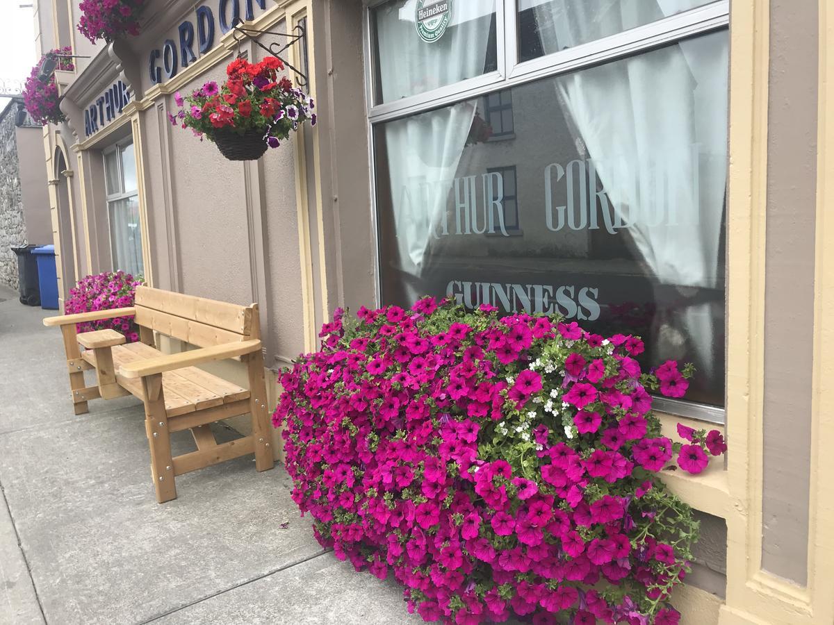 Gordon'S Guesthouse Loughrea Esterno foto