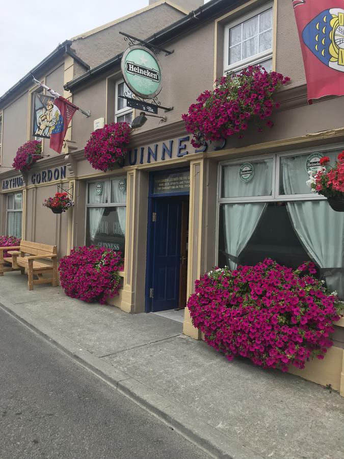 Gordon'S Guesthouse Loughrea Esterno foto